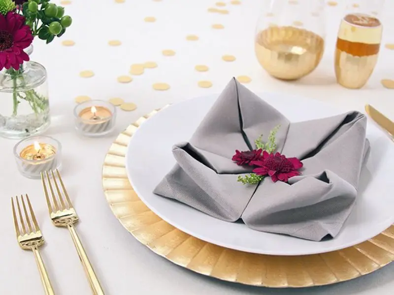 Etiquette Is A Wonderful Napkin How To Use It