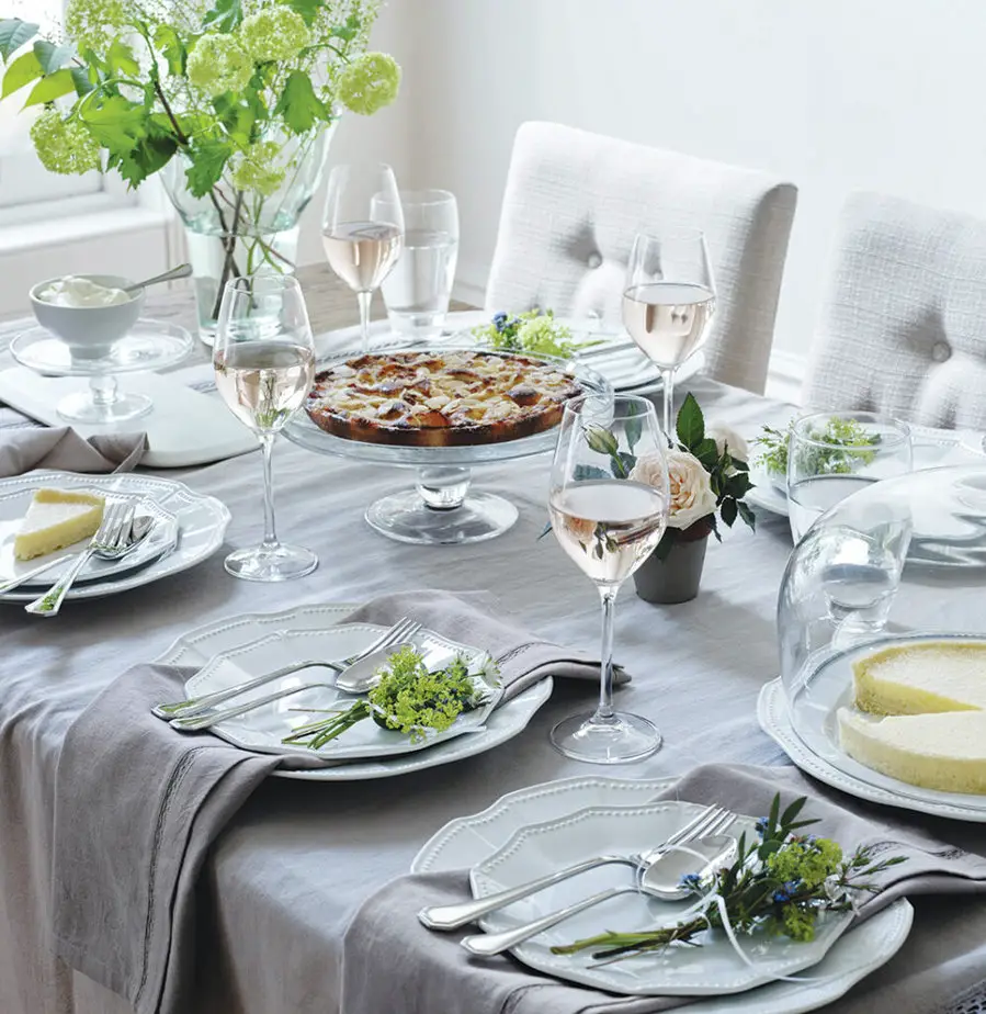 10 Best Steps to Create a Formal Table Setting