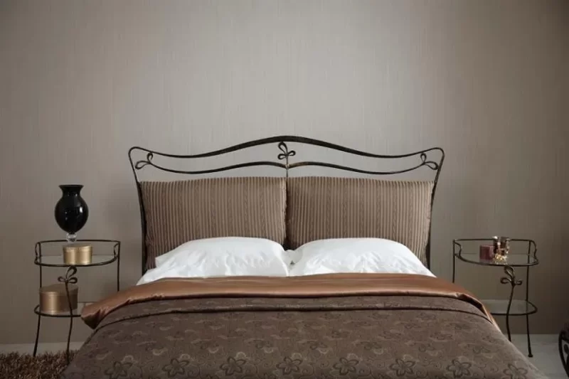 Beautiful Arches Of Forged Bed Models