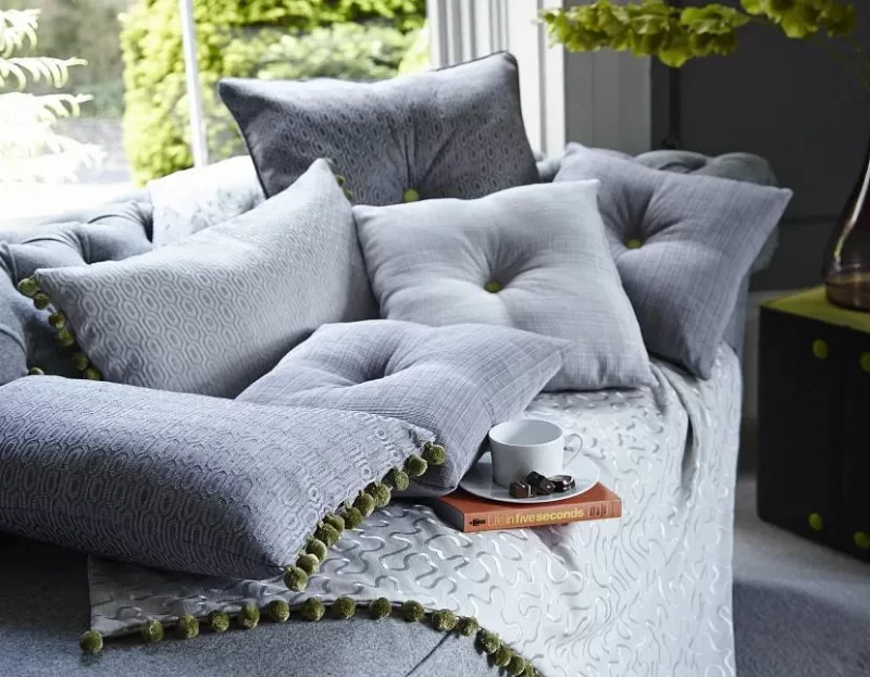 Pillows on the Sofa: Beautiful Decorative