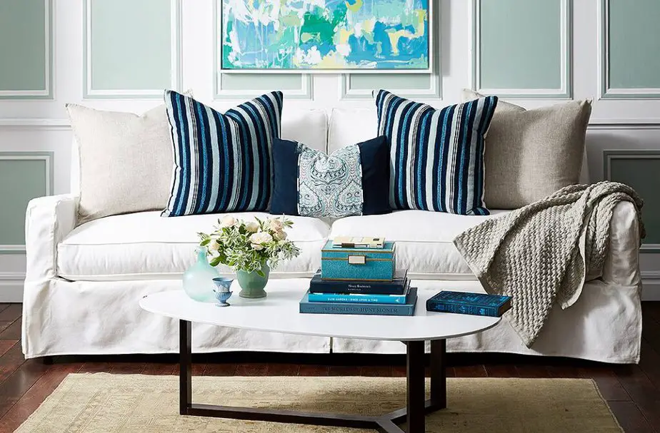 Pillows on the Sofa: Beautiful Decorative