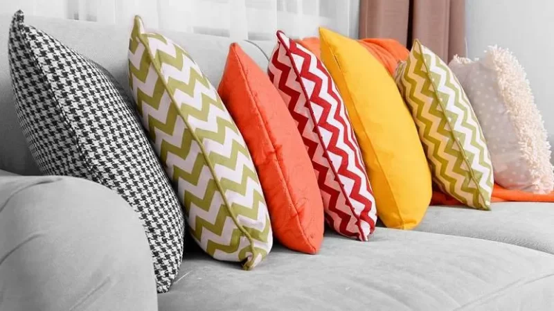 Pillows on the Sofa: Beautiful Decorative