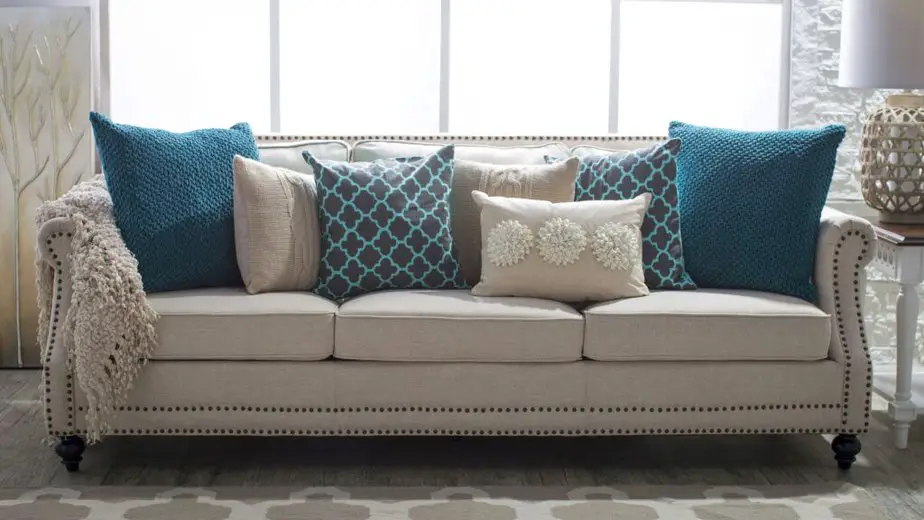 Pillows on the Sofa: Beautiful Decorative