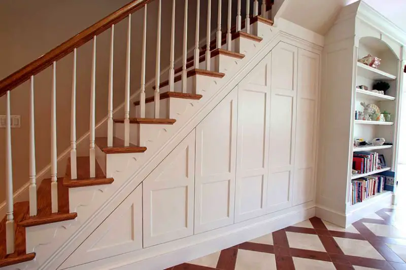 Closets Under the Stairs in all Comfort