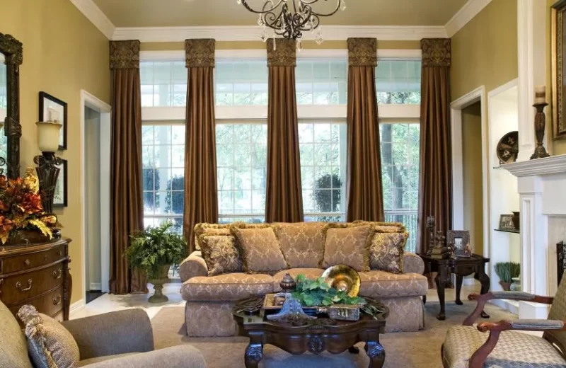 Brown Curtains: Choosing The Perfect Curtains