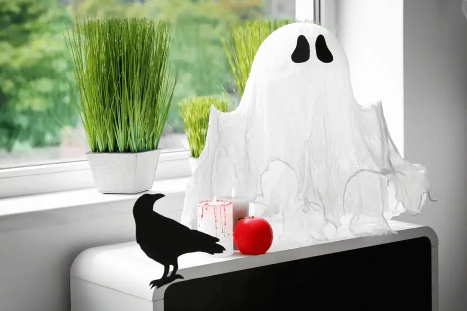 10 Scary Simple Halloween Decorations